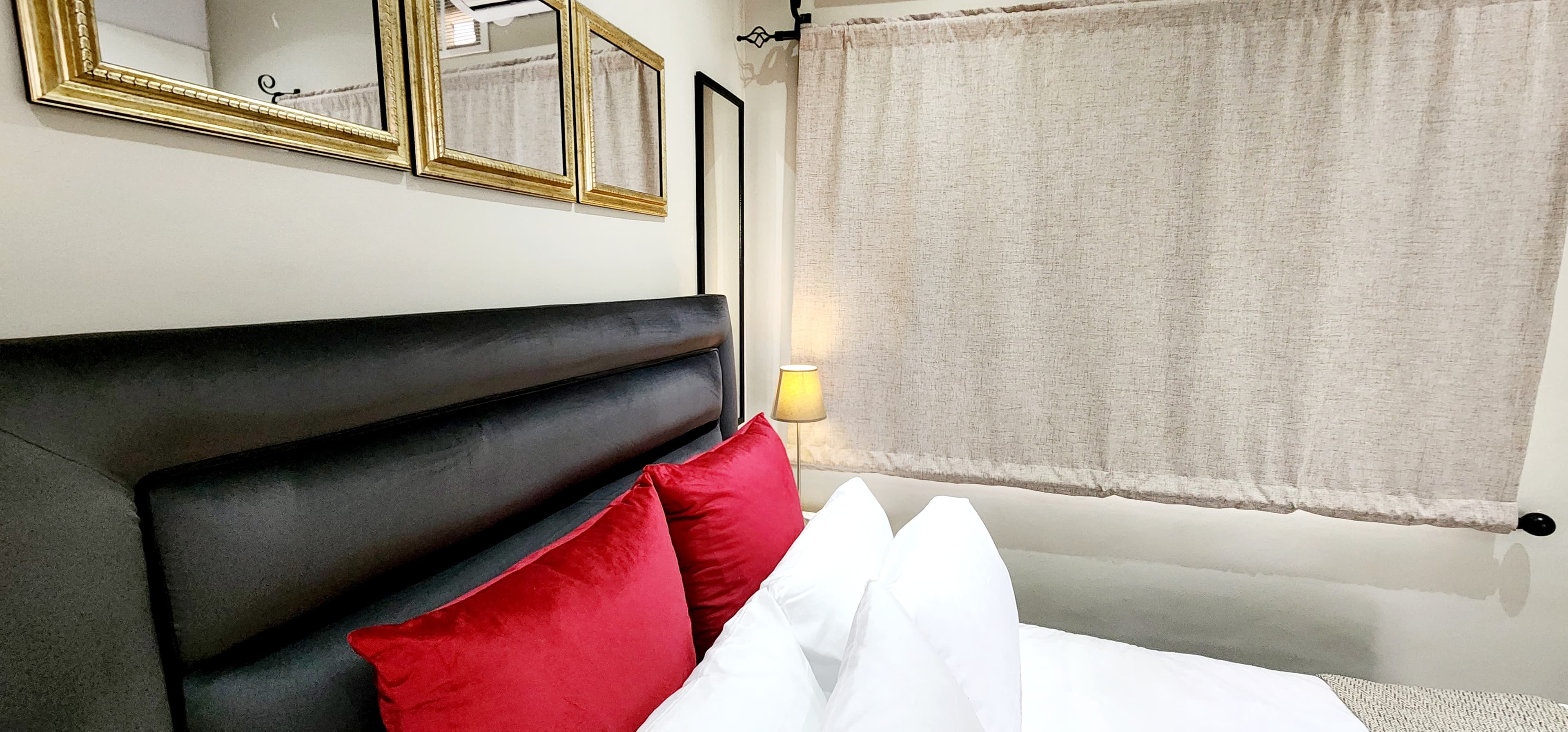Room thumbnail