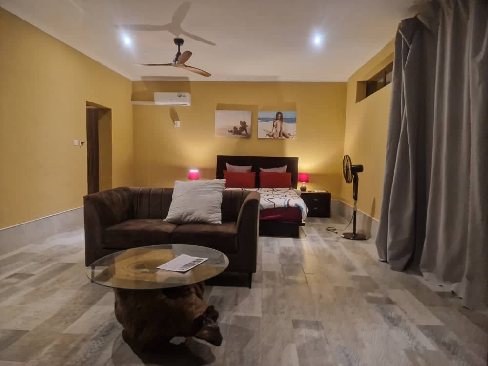 Room thumbnail